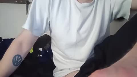 Snapshot of noah_wesley chatting on December 31, 9:42 am Noah Wesley online show from December 31, 9:42 am