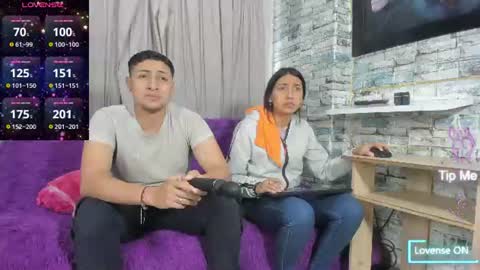 Noahandbunny online show from June 11, 11:30 am