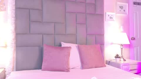 Noah   online show from February 22, 1:53 pm