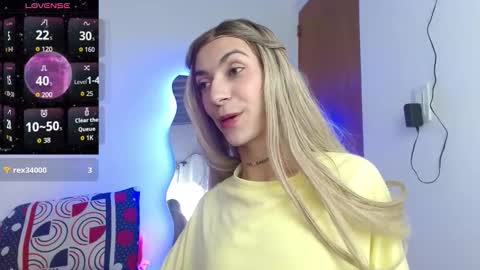 Noah fox online show from September 29, 3:39 pm