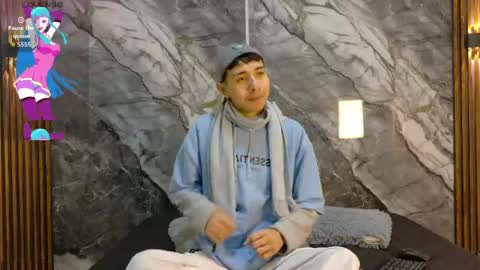 Snapshot of noahwalker__ chatting on June 6, 11:15 am online show from June 6, 11:15 am