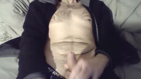 Snapshot of nobuof chatting on February 5, 7:13 am youngdaddylille online show from February 5, 7:13 am