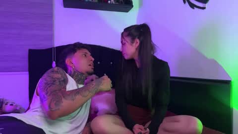 Snapshot of nocturnallovers_ss chatting on February 7, 3:54 am Jean Y Isa online show from February 7, 3:54 am