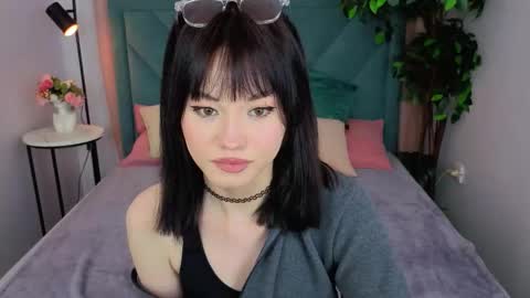 Snapshot of noctyra chatting on February 3, 12:21 pm Nana online show from February 3, 12:21 pm