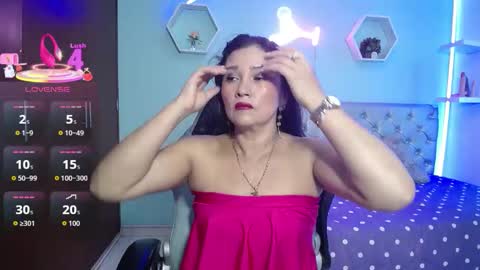 noelia_milfs online show from October 27, 1:53 am