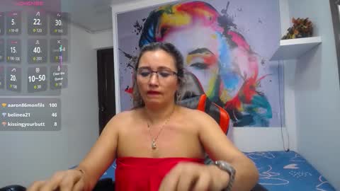 noelia_milfs online show from March 15, 9:15 am