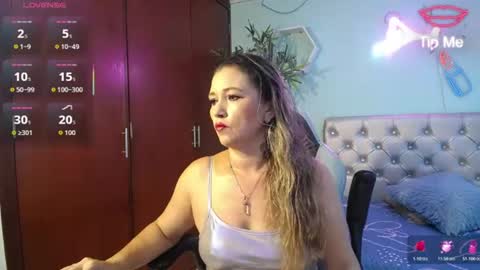 noelia_milfs online show from June 27, 10:37 pm