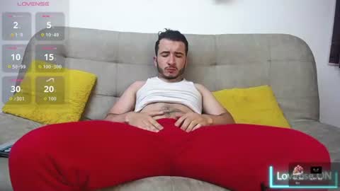 noha_and_iam1 online show from July 8, 12:37 am