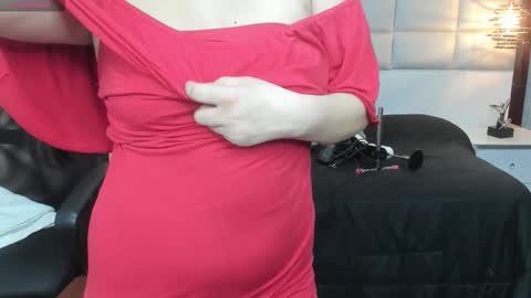  Nohemi   online show from September 23, 7:50 pm