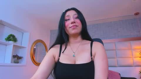 Snapshot of nohemi_louse chatting on March 26, 7:19 pm Nohemi online show from March 26, 7:19 pm