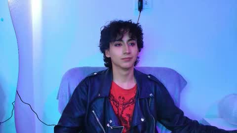 maxie online show from October 15, 2:33 am