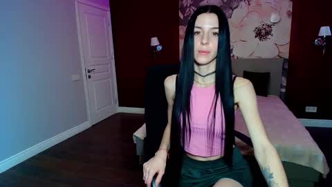 Snapshot of noirdiva chatting on March 21, 8:19 am NoirDiva online show from March 21, 8:19 am