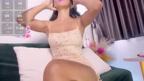 Snapshot of noirelysia chatting on February 5, 8:08 am noirelysia online show from February 5, 8:08 am