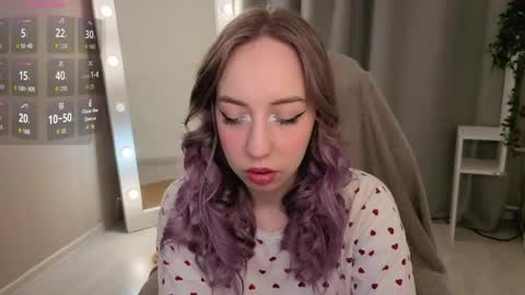 Snapshot of noirnymphh chatting on June 2, 10:23 pm Isabelle online show from June 2, 10:23 pm
