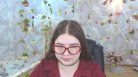 noirwhisper online show from May 2, 6:24 pm