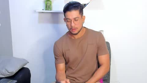 Im Nolan  online show from May 8, 2:17 am