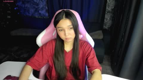 nomi online show from February 12, 7:53 pm