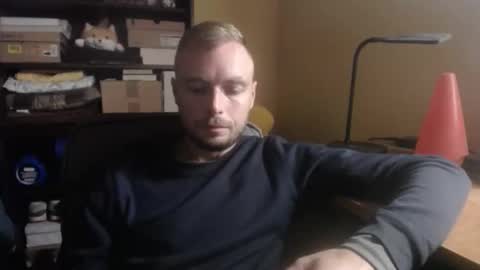 Snapshot of nontipperjakub chatting on October 5, 7:01 pm J. online show from October 5, 7:01 pm