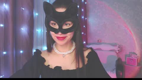 Snapshot of nonude_eva chatting on March 2, 2:43 pm Send message when u here online show from March 2, 2:43 pm