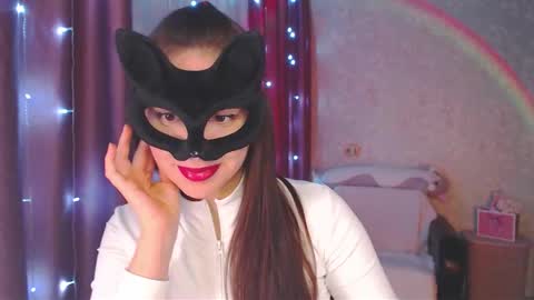 Snapshot of nonude_eva chatting on October 8, 8:17 pm Send message when u here online show from October 8, 8:17 pm