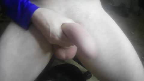 Snapshot of noobfreak134 chatting on January 12, 10:59 pm noobfreak134 online show from January 12, 10:59 pm