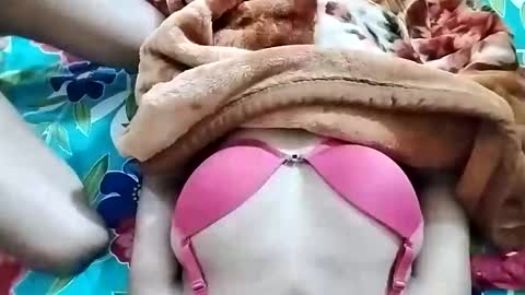 Snapshot of nooby942461 chatting on November 22, 10:53 pm sim nib online show from November 22, 10:53 pm