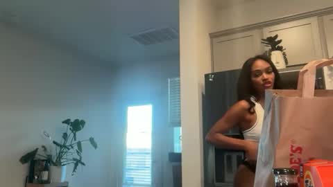 NoodsOverNudes online show from June 11, 12:32 am