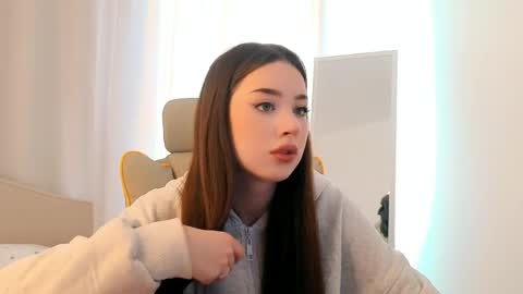 Syndney online show from March 31, 4:46 am