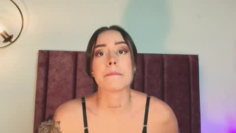 Nora Da Silva online show from October 7, 12:52 am