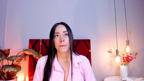 Nora Da Silva online show from April 12, 2:33 pm