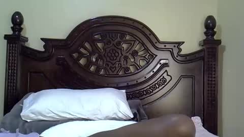 norah_pure online show from October 12, 9:03 pm