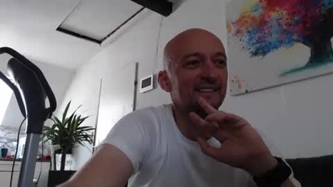 Snapshot of nordicrunner76 chatting on May 21, 11:06 am nordicrunner76 online show from May 21, 11:06 am