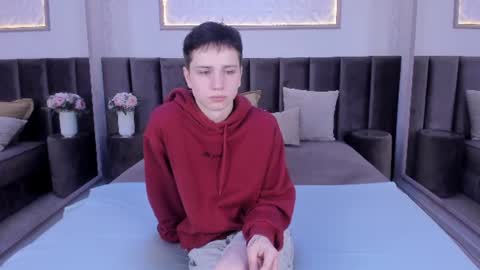 norisbev online show from August 1, 12:04 pm