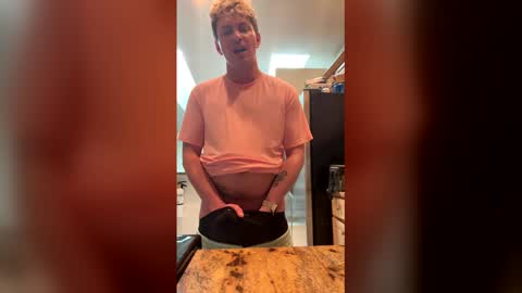 northofsouth_xxx online show from April 12, 2:55 pm