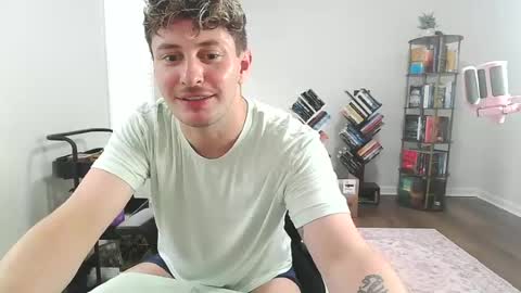 Snapshot of northofsouth_xxx chatting on July 8, 4:00 pm northofsouth_xxx online show from July 8, 4:00 pm