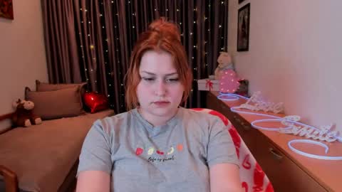 NORA online show from May 15, 7:43 pm