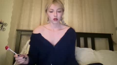 Snapshot of noscandal chatting on February 14, 4:20 am noscandal online show from February 14, 4:20 am