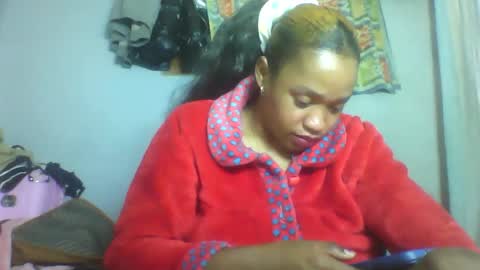 nosminah01 online show from September 10, 12:05 pm