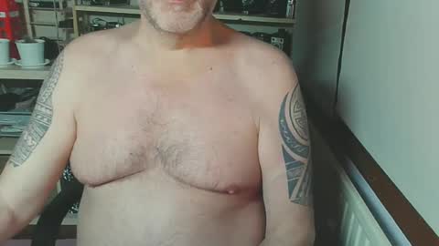 arrio online show from December 23, 1:08 am