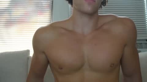 Snapshot of not_alexstone chatting on September 18, 6:21 pm not_alexstone online show from September 18, 6:21 pm