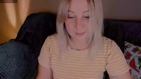 hi glad to chat online show from September 24, 6:06 am