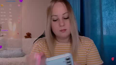 Snapshot of not_nakedcat chatting on March 15, 7:03 am hi glad to chat online show from March 15, 7:03 am