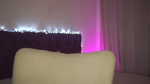 Snapshot of notamericanpie23 chatting on December 2, 7:16 pm Tina online show from December 2, 7:16 pm