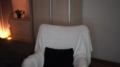 Snapshot of notamericanpie23 chatting on March 31, 5:24 pm Tina online show from March 31, 5:24 pm