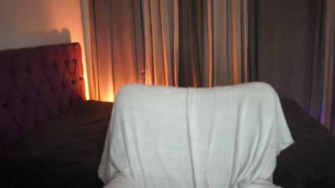 Snapshot of notamericanpie23 chatting on April 16, 5:14 pm Tina online show from April 16, 5:14 pm
