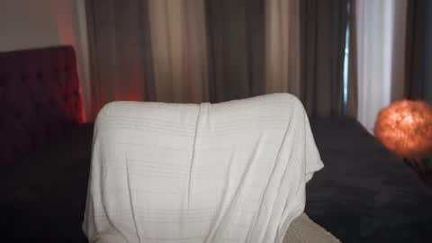 Snapshot of notamericanpie23 chatting on April 20, 5:05 pm Tina online show from April 20, 5:05 pm