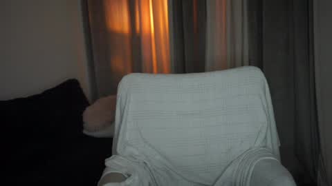 Snapshot of notamericanpie23 chatting on May 26, 7:54 pm Tina online show from May 26, 7:54 pm