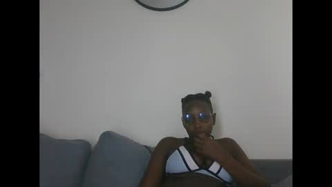Snapshot of notorioussaint chatting on October 5, 1:09 pm notorioussaint online show from October 5, 1:09 pm