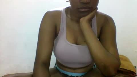 Snapshot of notoy1 chatting on February 15, 4:47 am notoy1 online show from February 15, 4:47 am