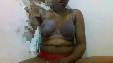 Snapshot of notoy1 chatting on February 19, 4:44 am notoy1 online show from February 19, 4:44 am